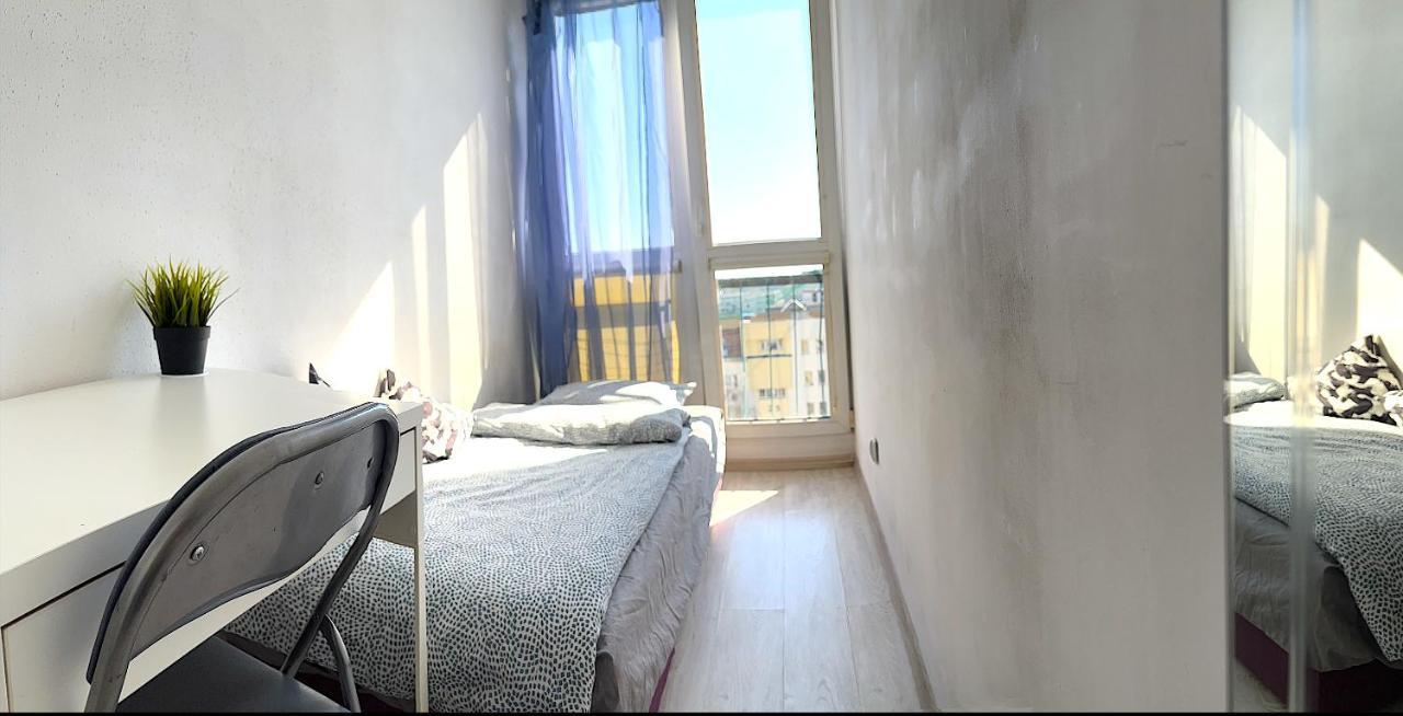 Noclegi - Ul Sliczna Wroclaw Luaran gambar