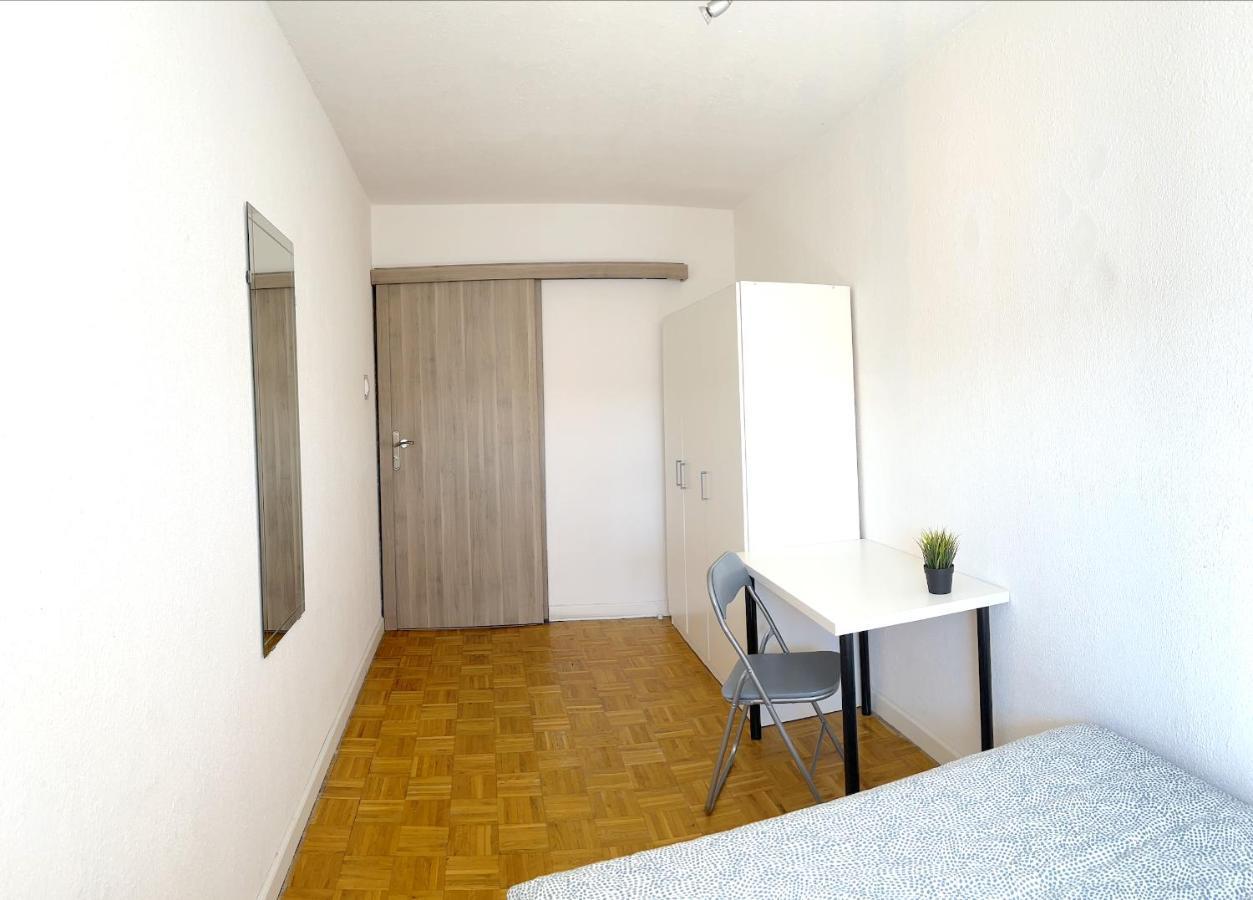 Noclegi - Ul Sliczna Wroclaw Luaran gambar